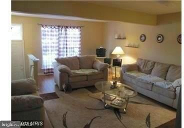 8724 Pine Meadows Dr - Photo 4 of 9