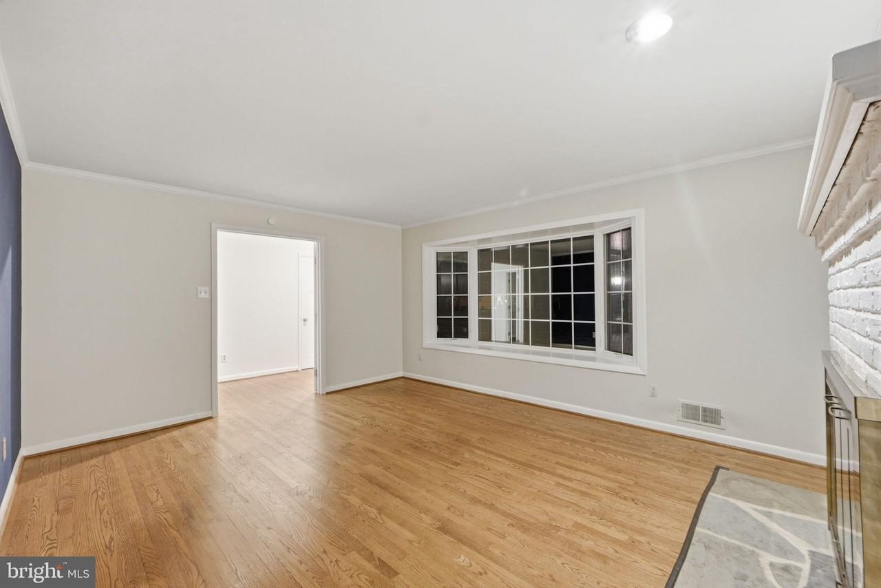 808 Cottonwood Dr - Photo 4 of 48