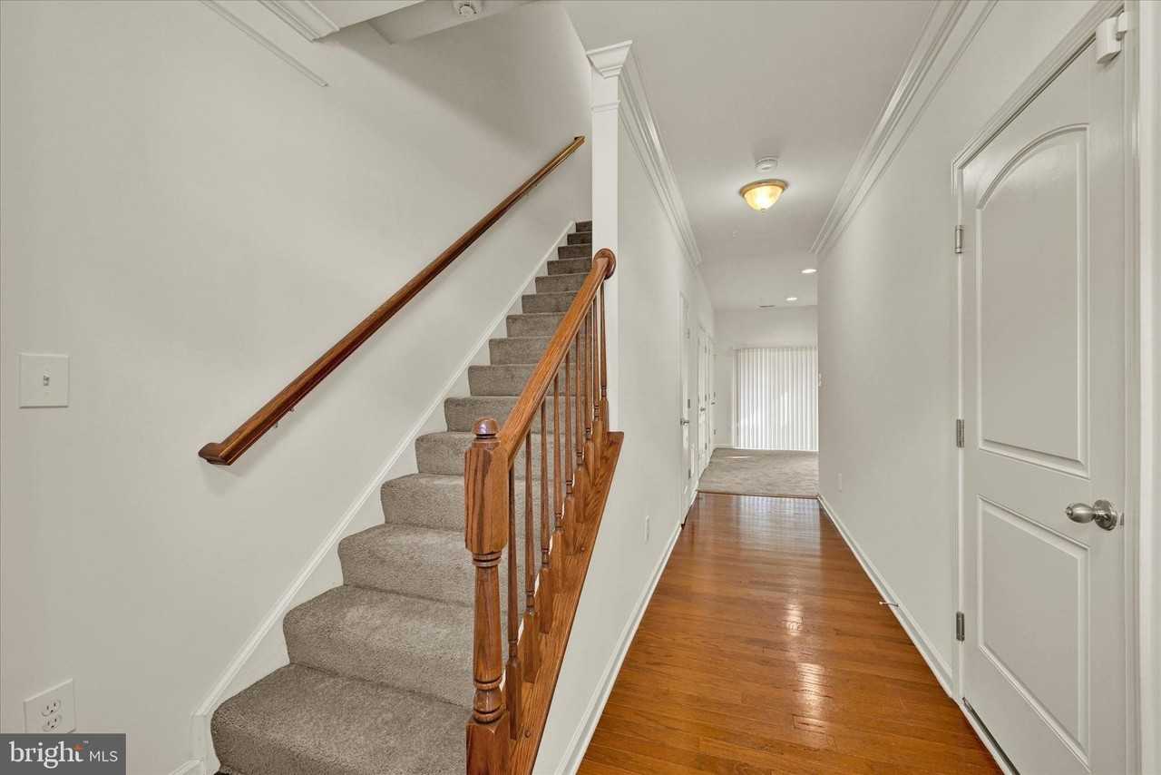 8409 Wood Thrush Way - Photo 2 of 34