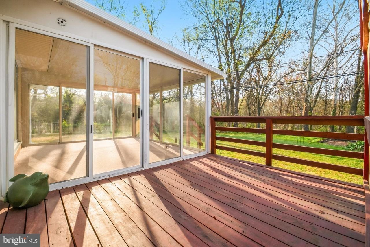 1909 Pagham Rd - Photo 6 of 25