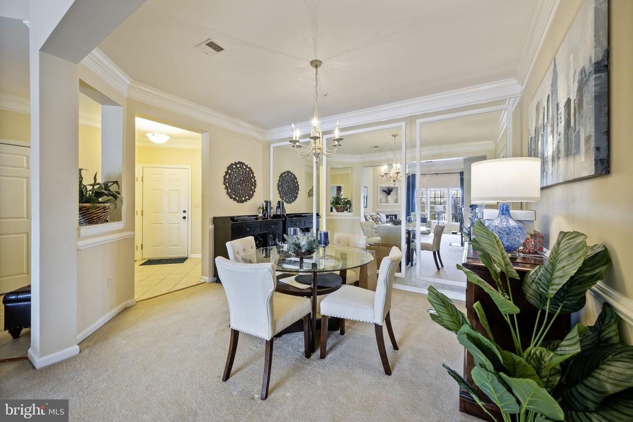 2602 Clarion Ct Apt 404 - Photo 6 of 38