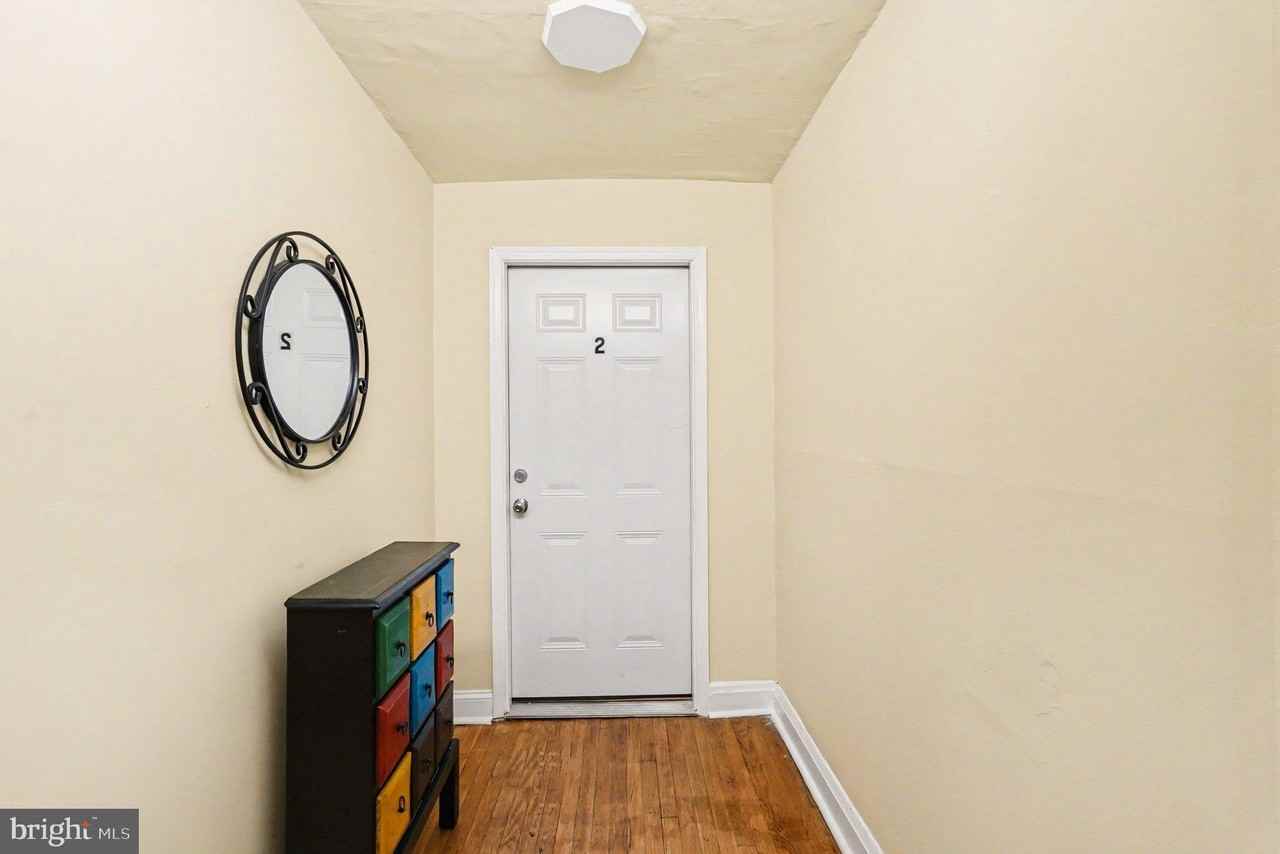 338 N Charles St - Photo 7 of 27