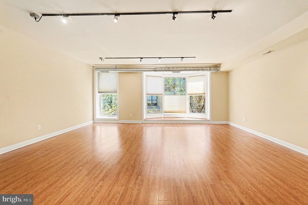 338 N Charles St - Photo 2 of 27