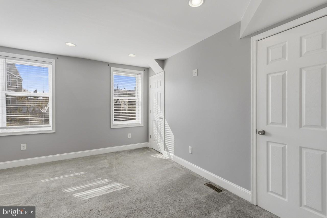 513 Scott St - Photo 7 of 14