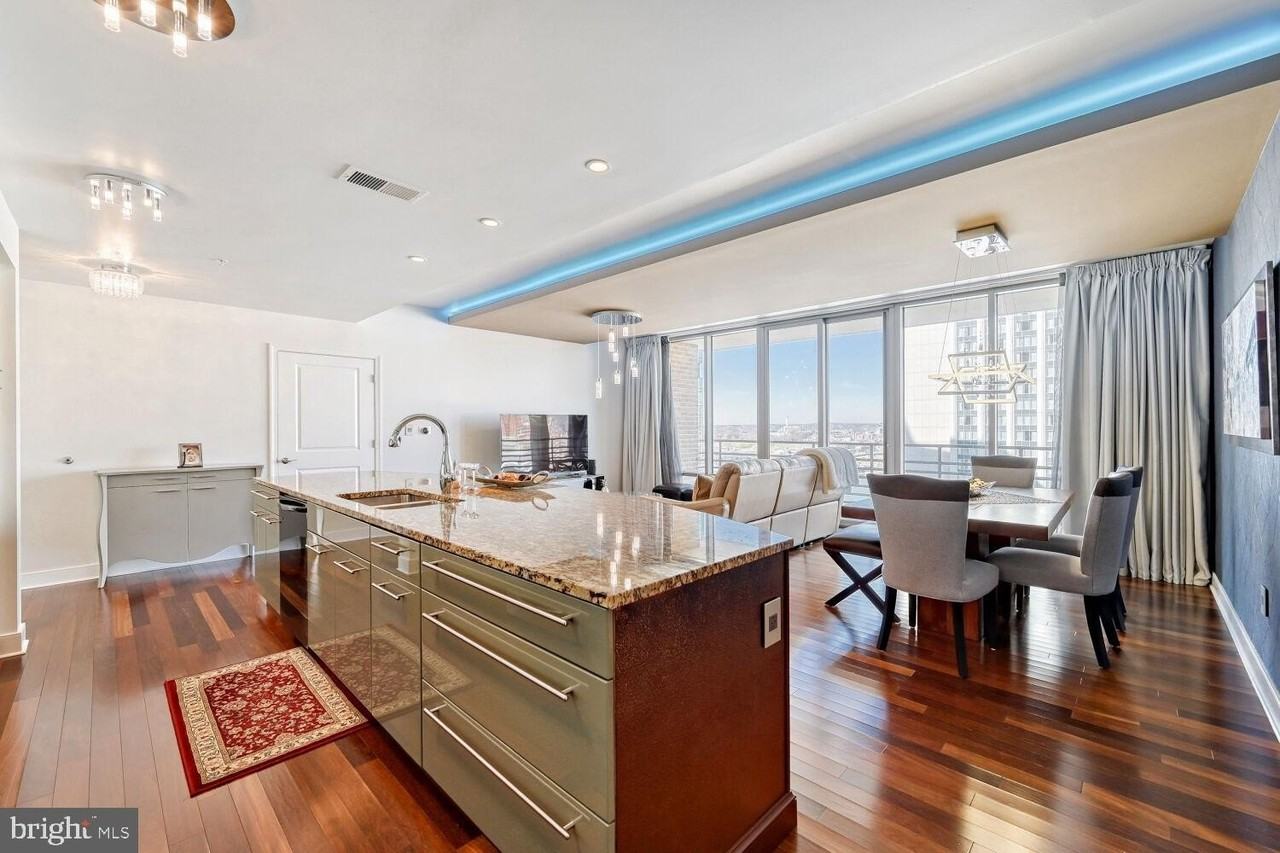 675 President St Unit 1501 - Photo 5 of 43