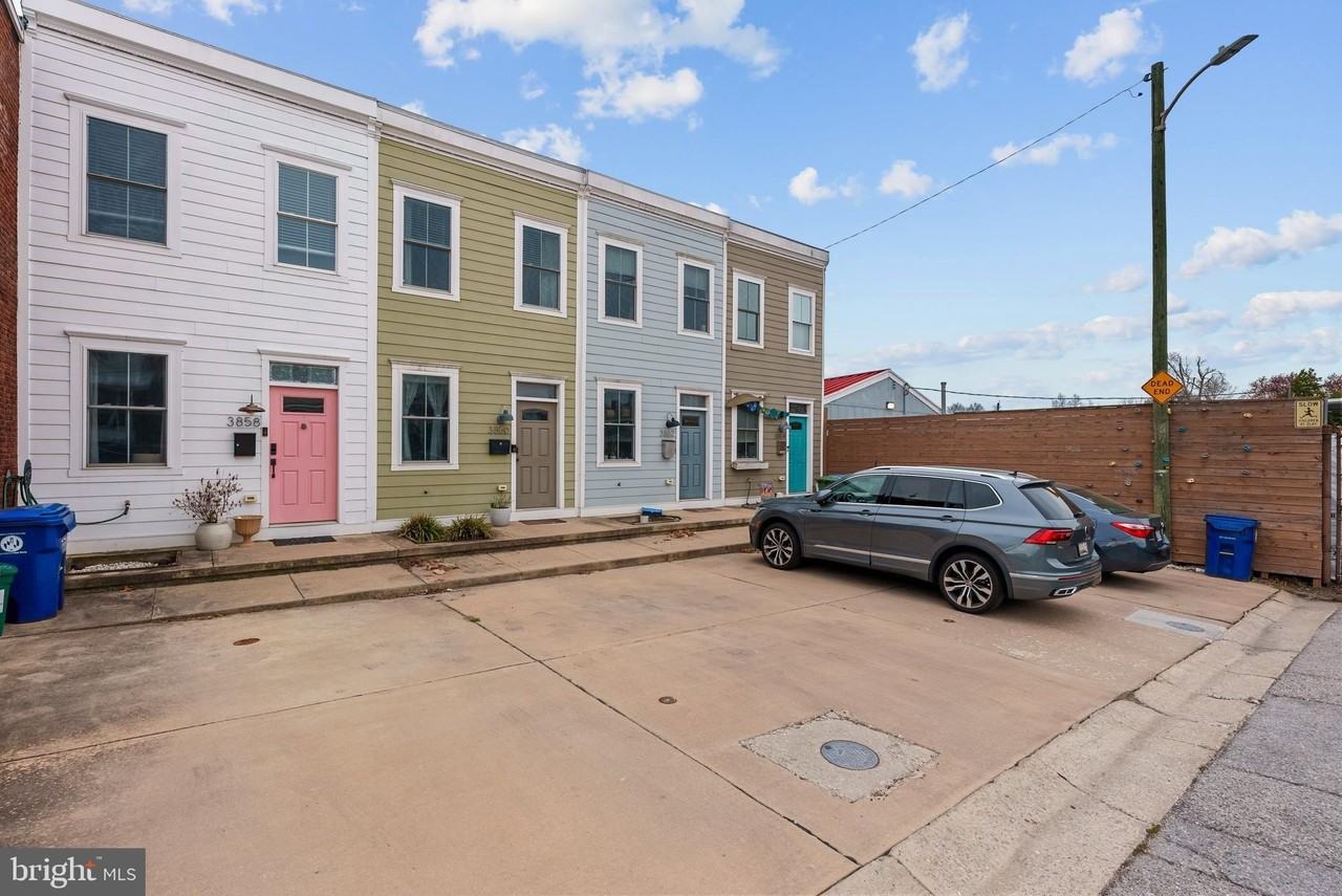 3860 Quarry Ave - Photo 2 of 41