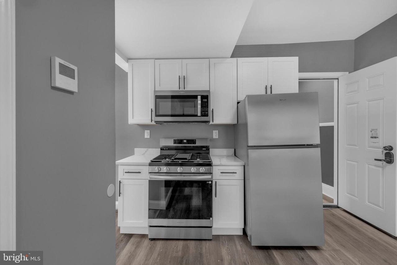 1725 Hollins St #3 - Photo 7 of 14