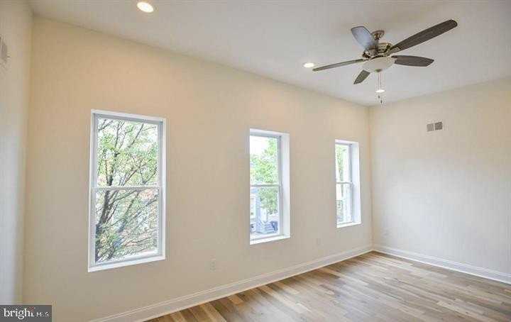 1227 Washington Blvd - Photo 7 of 17