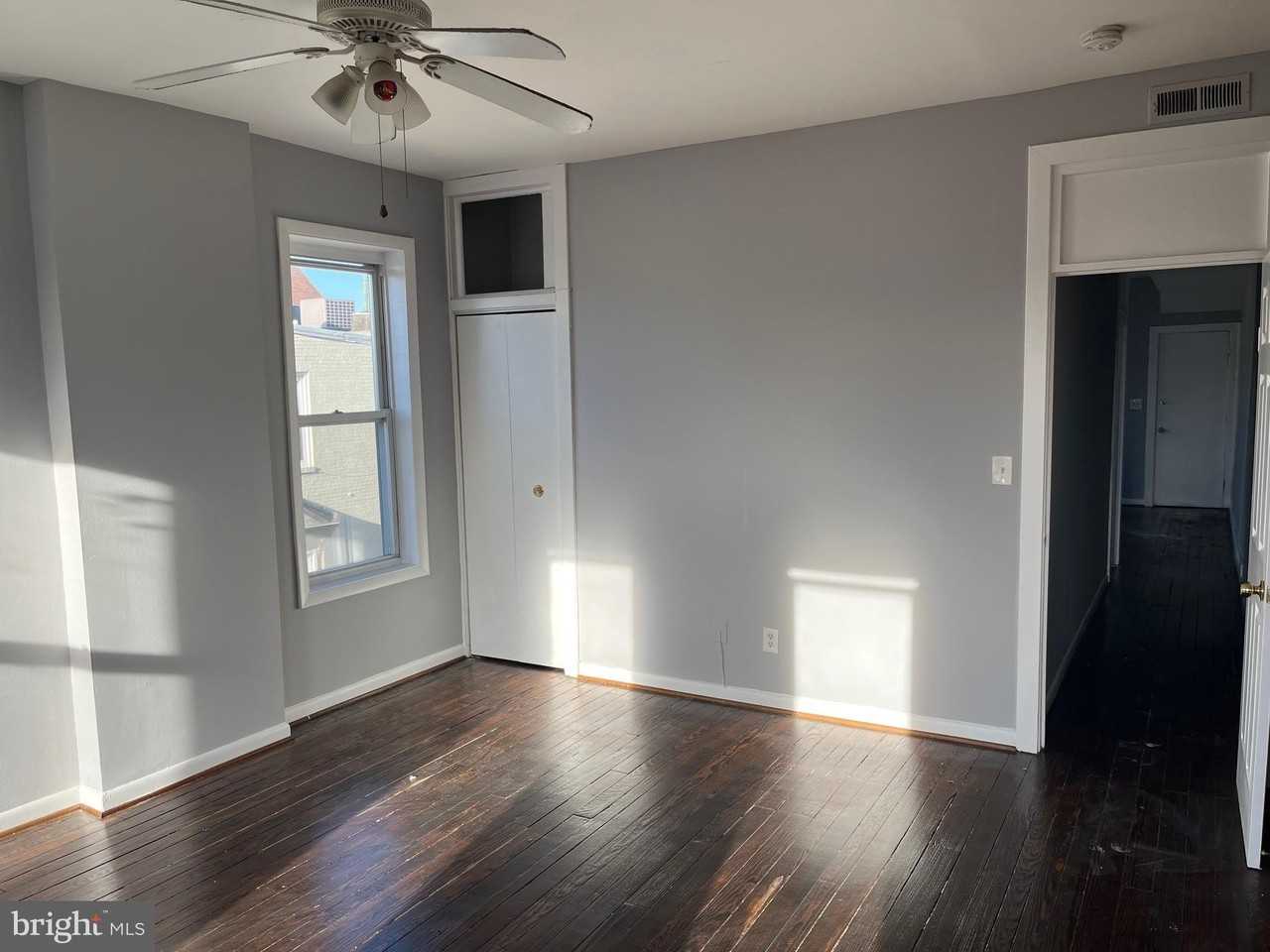 1001 Light St Unit Floor-3 - Photo 4 of 9