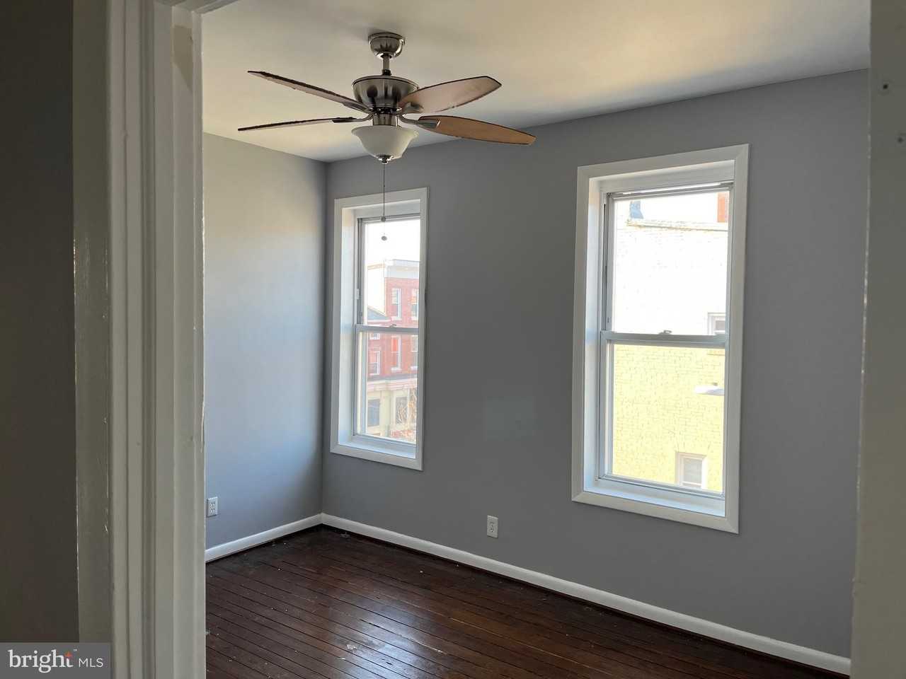 1001 Light St Unit Floor-3 - Photo 6 of 9