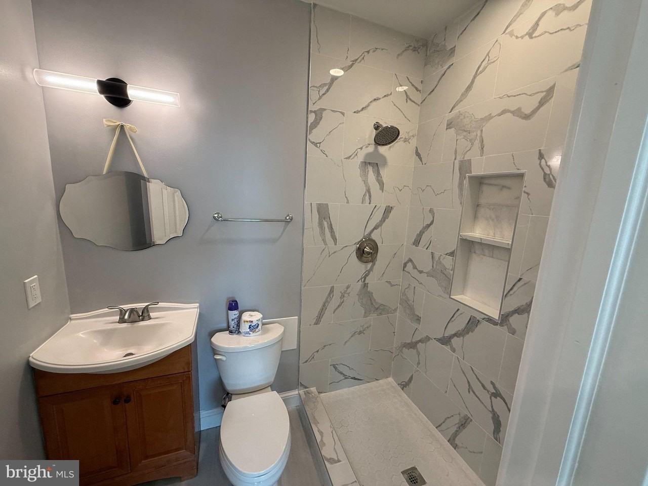 1930 N Payson St - Photo 5 of 12