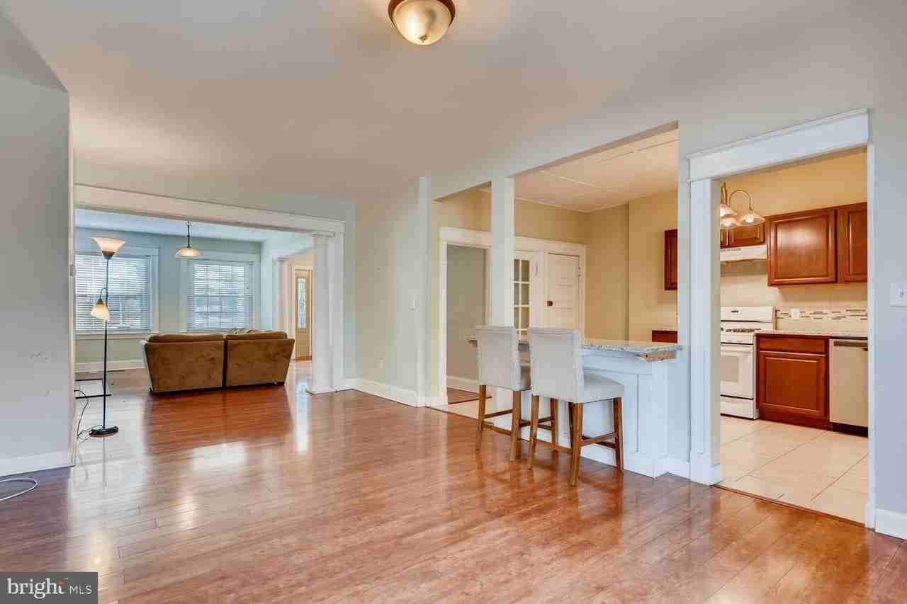 3610 Greenmount Ave - Photo 6 of 24