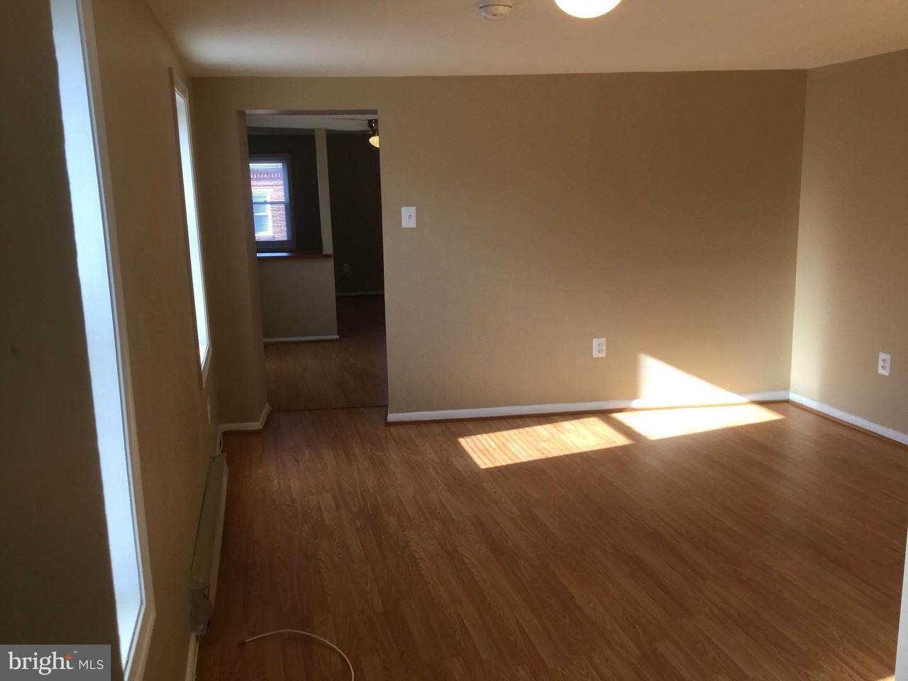 1725 Light St 2nd Fl - Photo 7 of 10