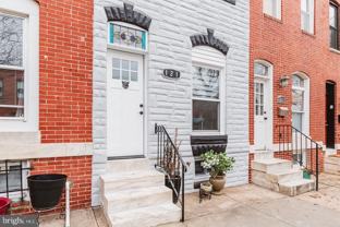 121 N Potomac St - Photo 1 of 1