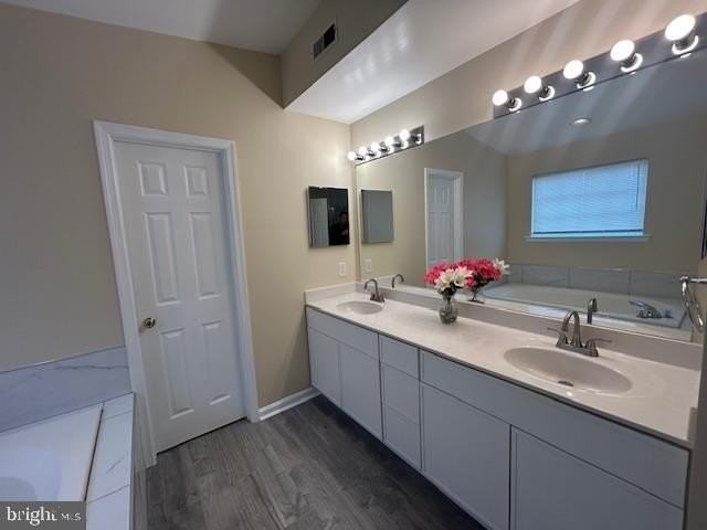 4704 Denview Way - Photo 4 of 9