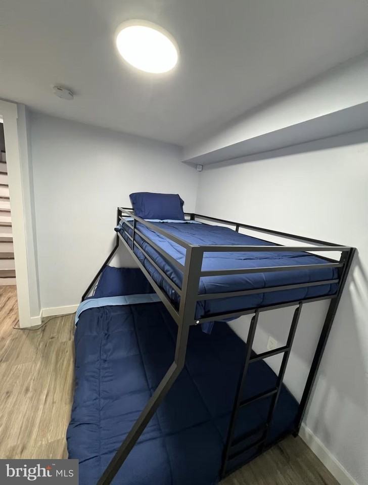 1125 Washington Blvd - Photo 7 of 50