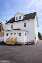 2125 1/2 Oakland Rd - Photo 1 of 1