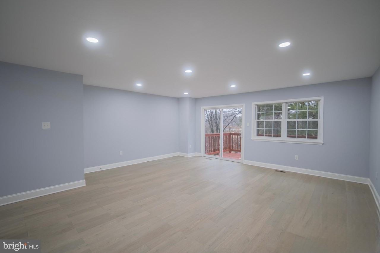 43 Wellspring Cir - Photo 2 of 29