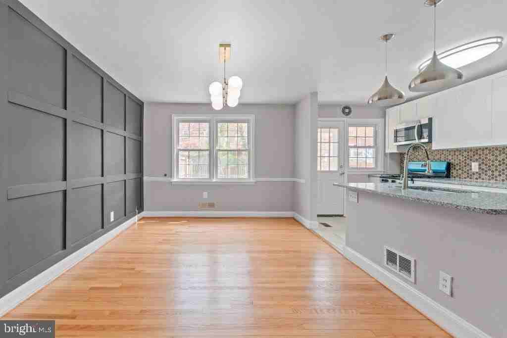 131 Stanmore Rd - Photo 5 of 19