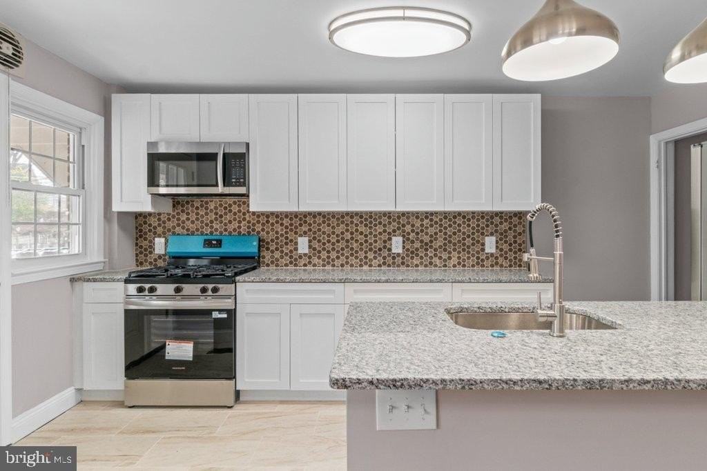 131 Stanmore Rd - Photo 7 of 19