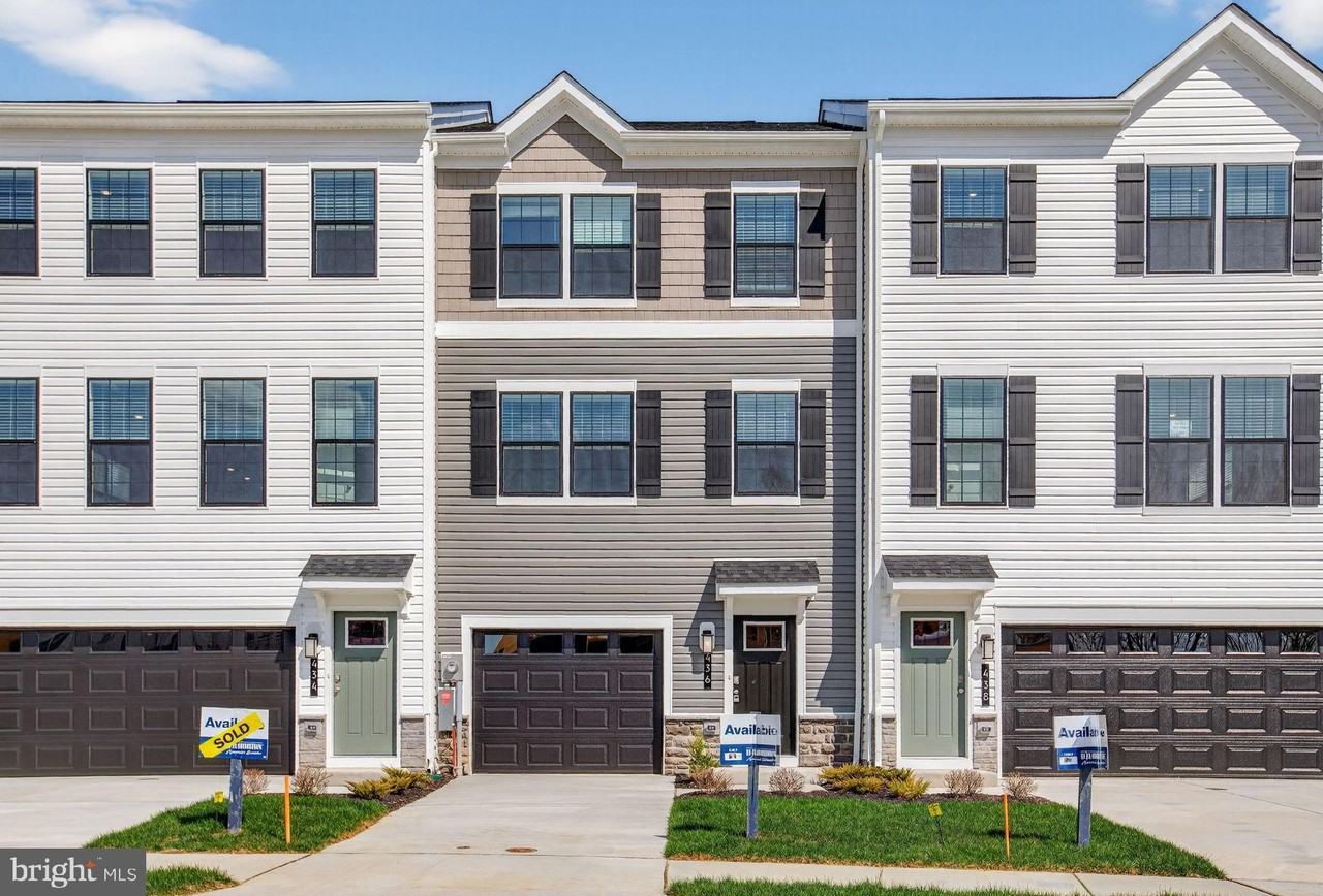 436 WHIRL LN - Photo 2 of 30