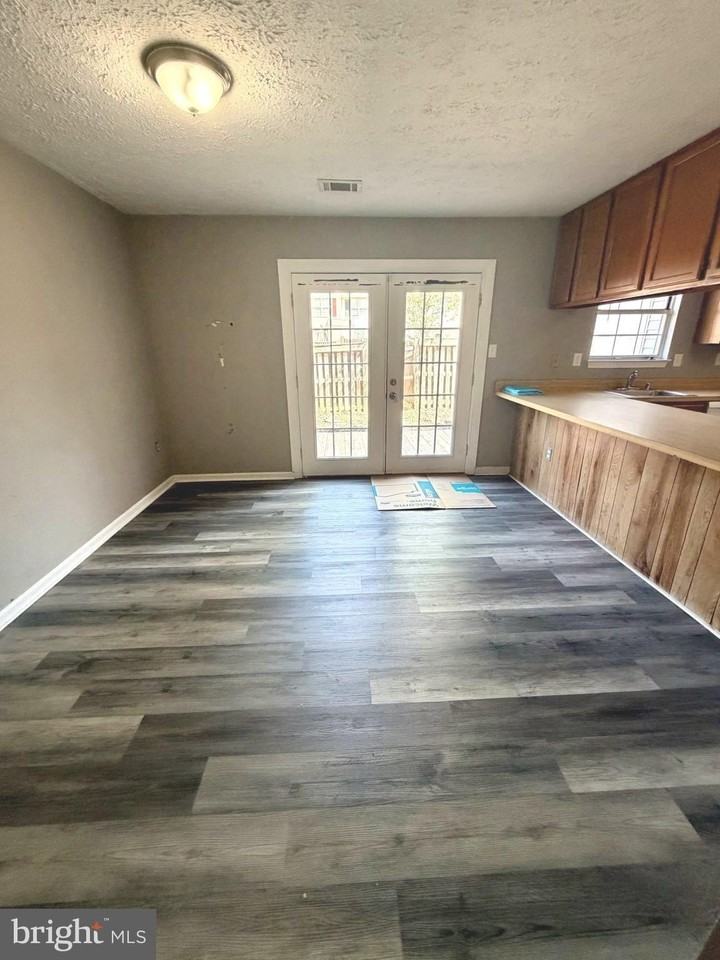 6133 Sea Lion Pl - Photo 7 of 17