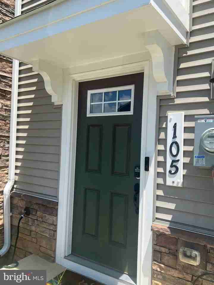 105 Caswell Dr - Photo 2 of 50