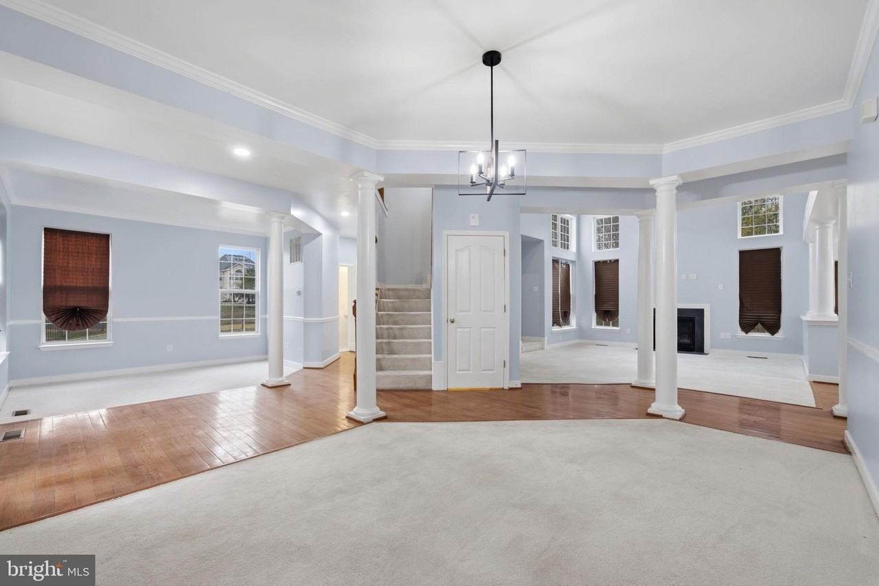 9485 Vess Ct - Photo 6 of 44