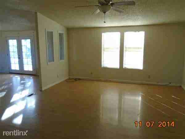 5405 N Laguna Rd - Photo 2 of 10