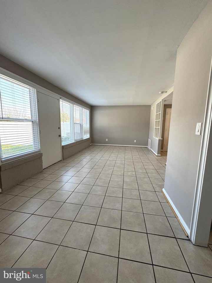 2050 Nike Dr #3 - Photo 6 of 22