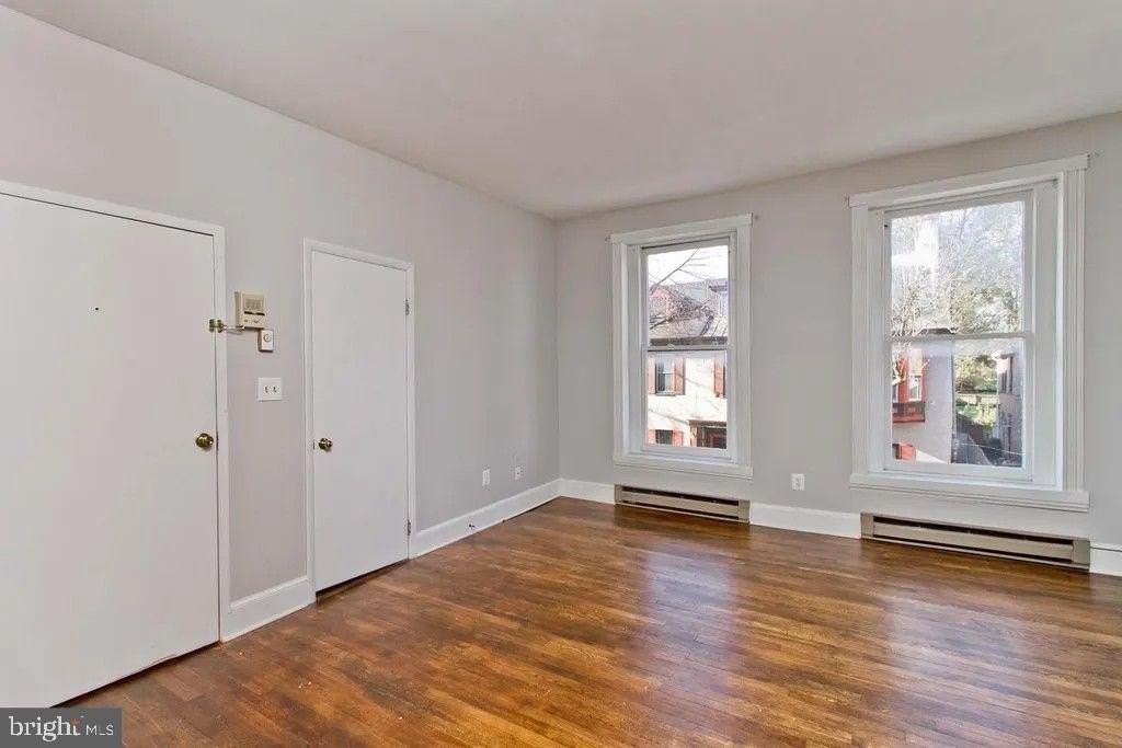 308 N Market St - Photo 6 of 8