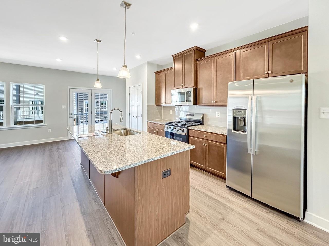 1785 Atlas Dr - Photo 4 of 19