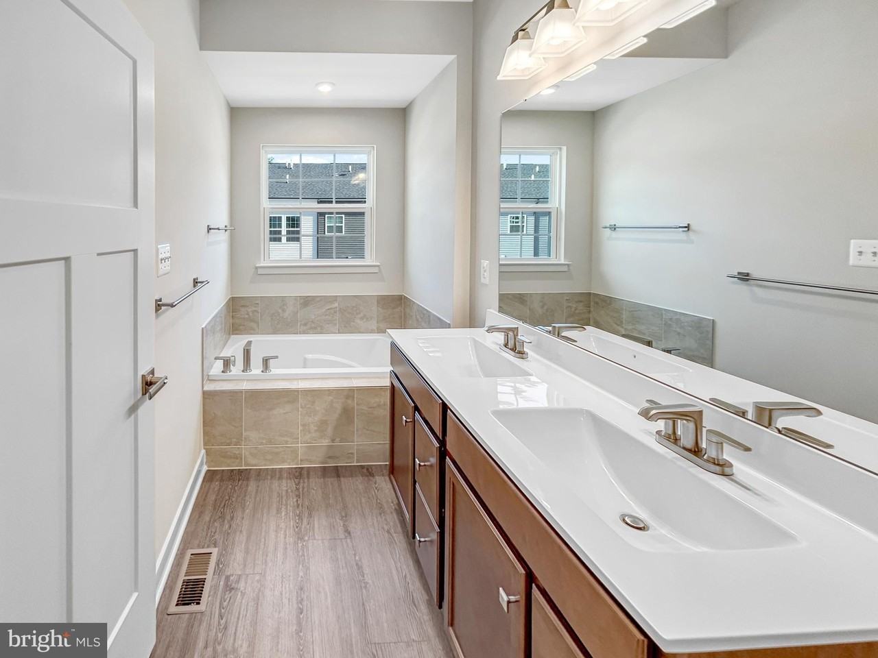 1785 Atlas Dr - Photo 7 of 19