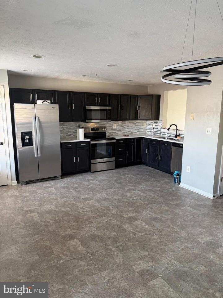 4675 Harrier Way - Photo 4 of 24