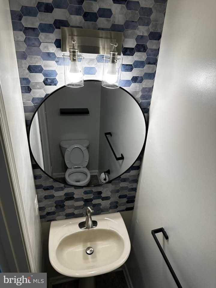 4675 Harrier Way - Photo 7 of 24