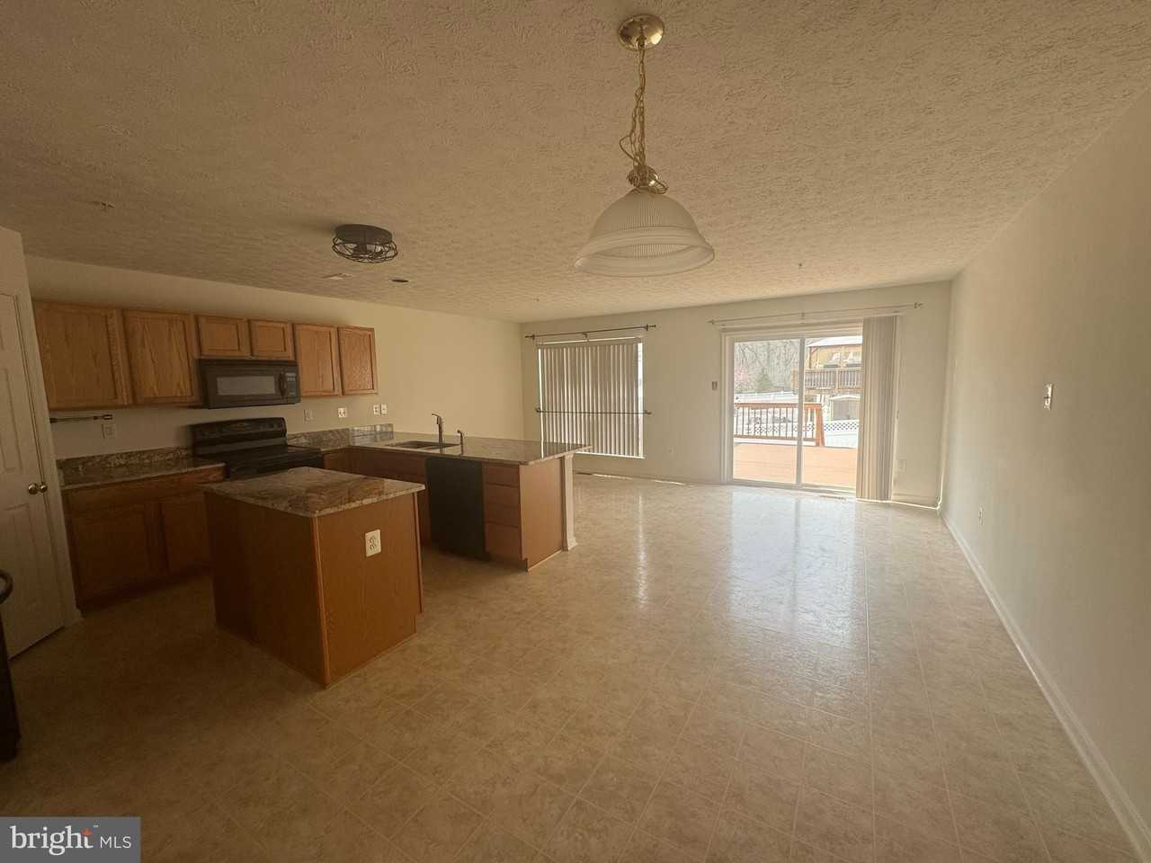 2936 Indiansummer Ct - Photo 5 of 22