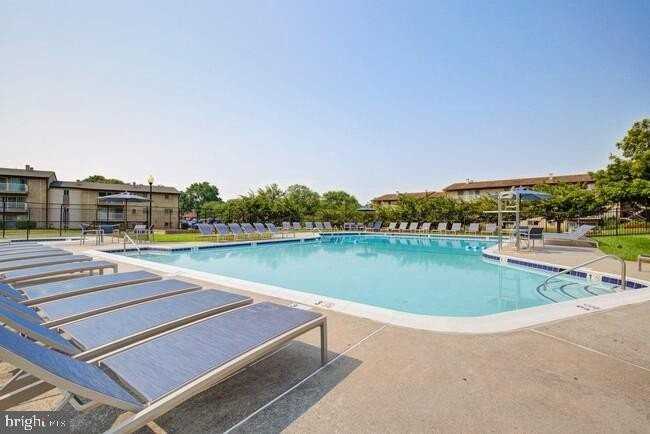 717 Country Village Dr Apt 1a - Photo 5 of 15