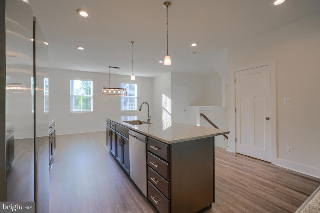 617 Snapdragon Ct - Photo 5 of 23