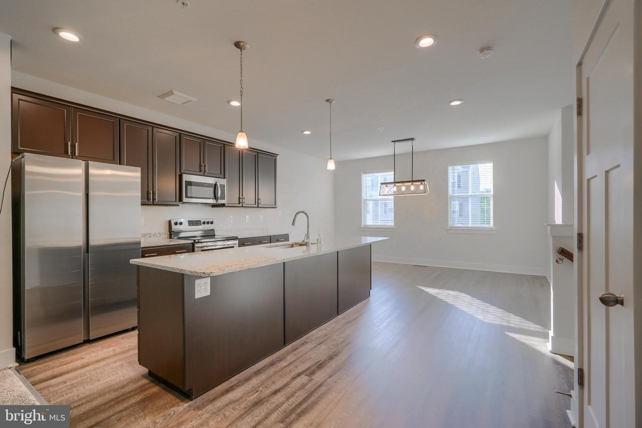 617 Snapdragon Ct - Photo 6 of 23