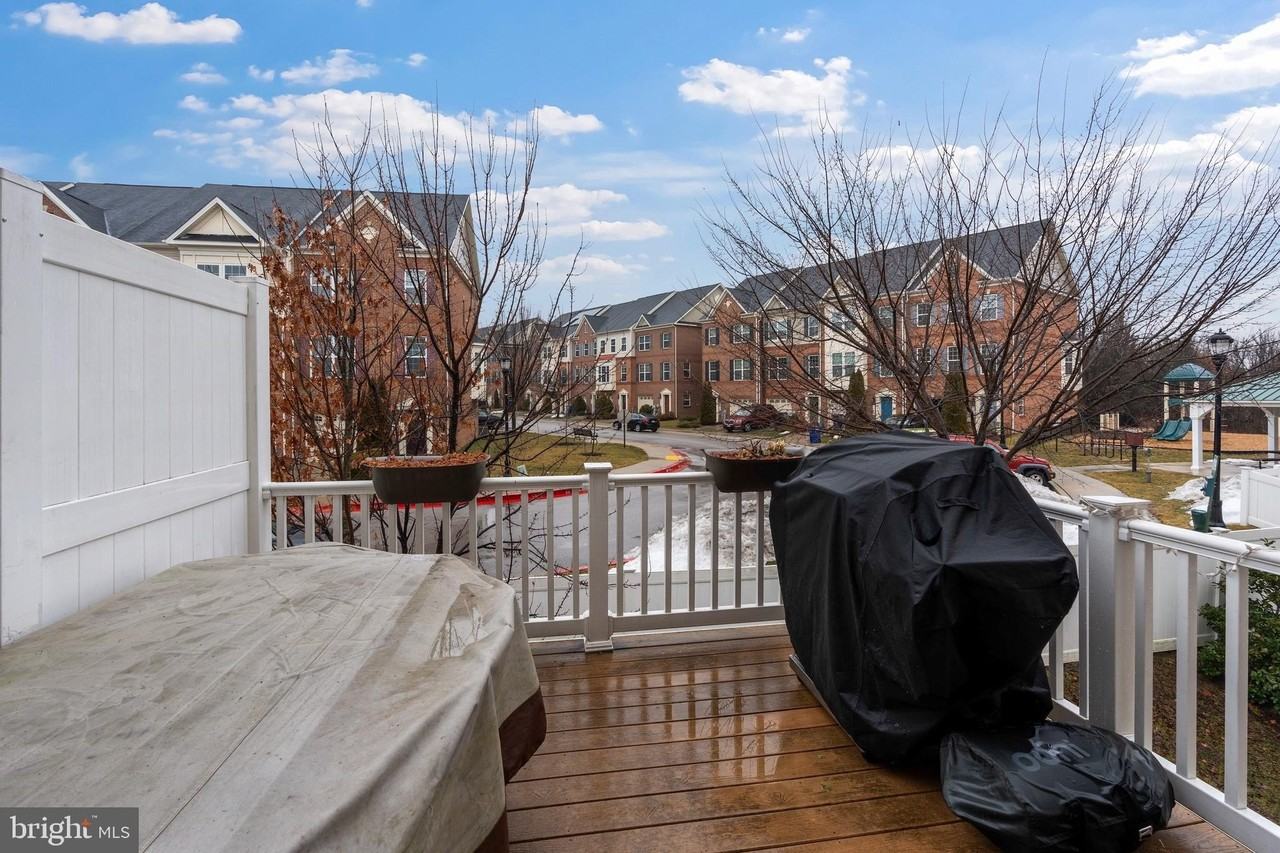 7722 Dagny Way - Photo 2 of 33