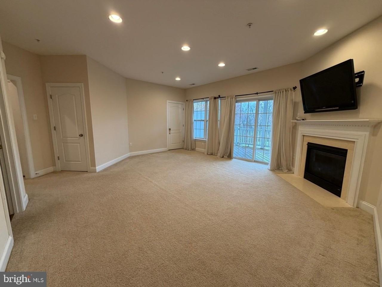 9946 Veiled Dawn - Photo 6 of 12