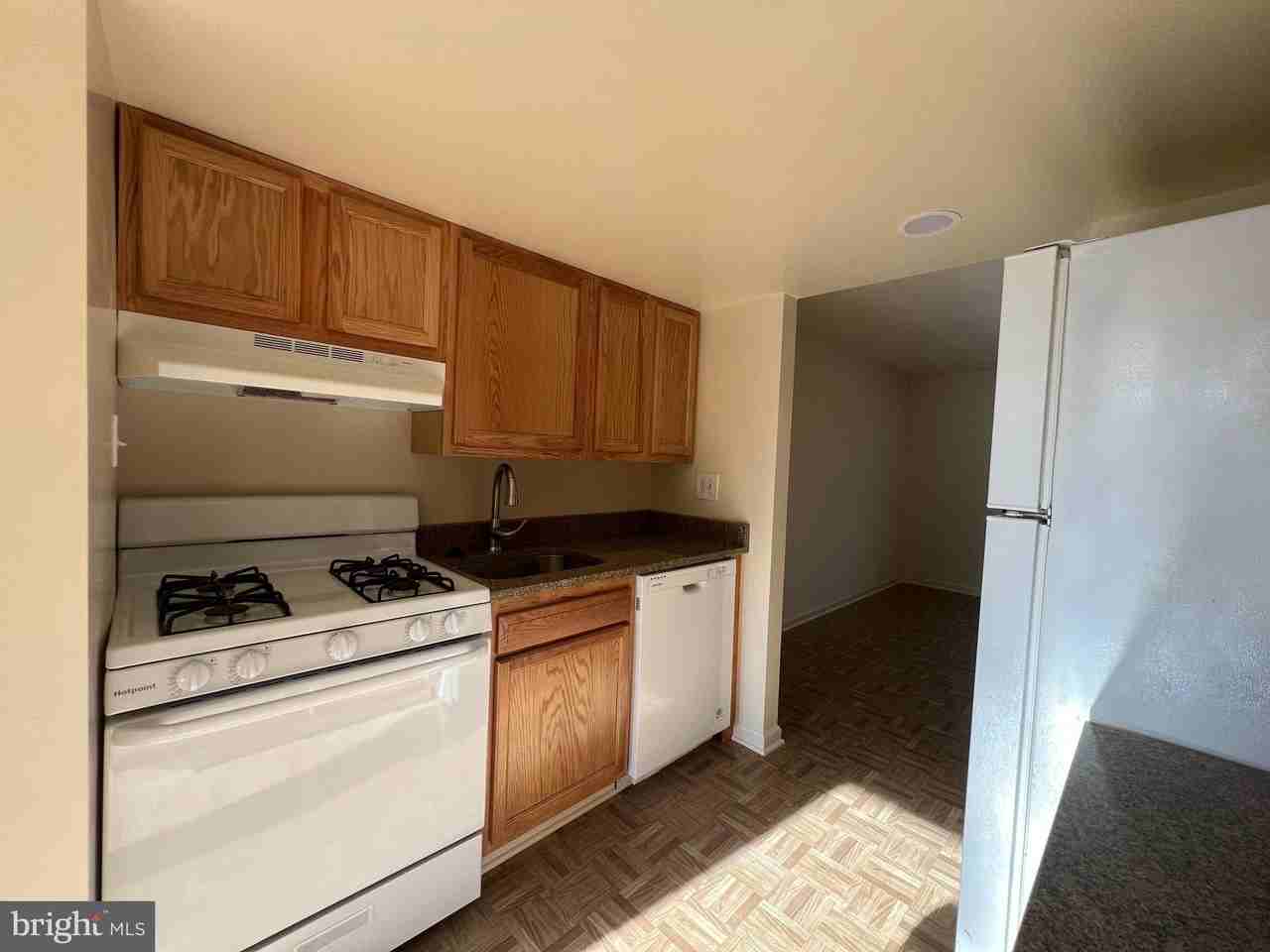 8916 Footed Rdg - Photo 2 of 29