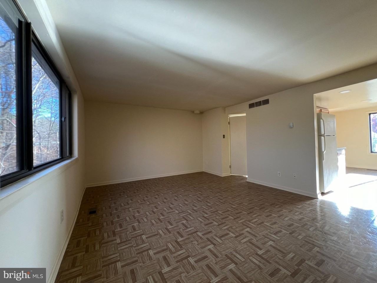 8916 Footed Rdg - Photo 6 of 29