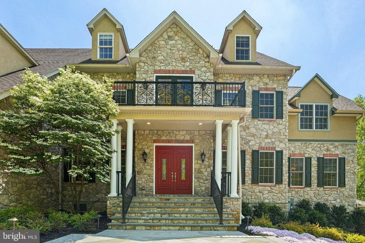 13551 Triadelphia Mill Rd - Photo 3 of 50