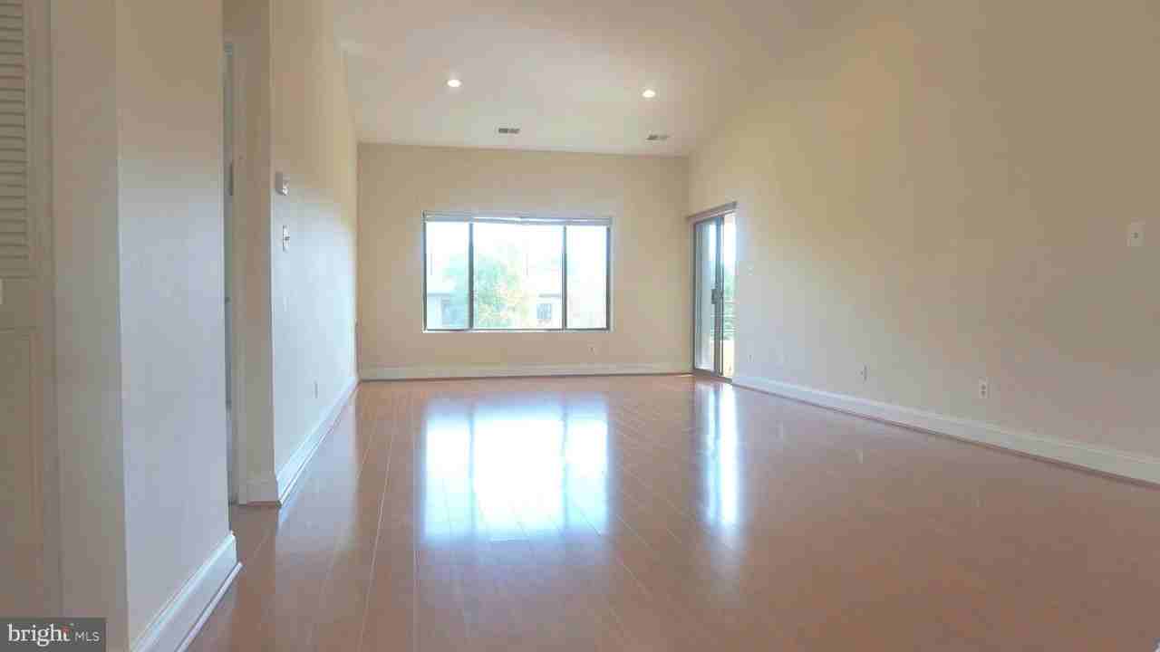 6060 California Cir #609 - Photo 2 of 20