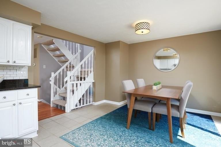 7706 Havenside Ter - Photo 4 of 41