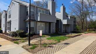 3933 Greencastle Rd Apt 302 - Photo 1 of 1