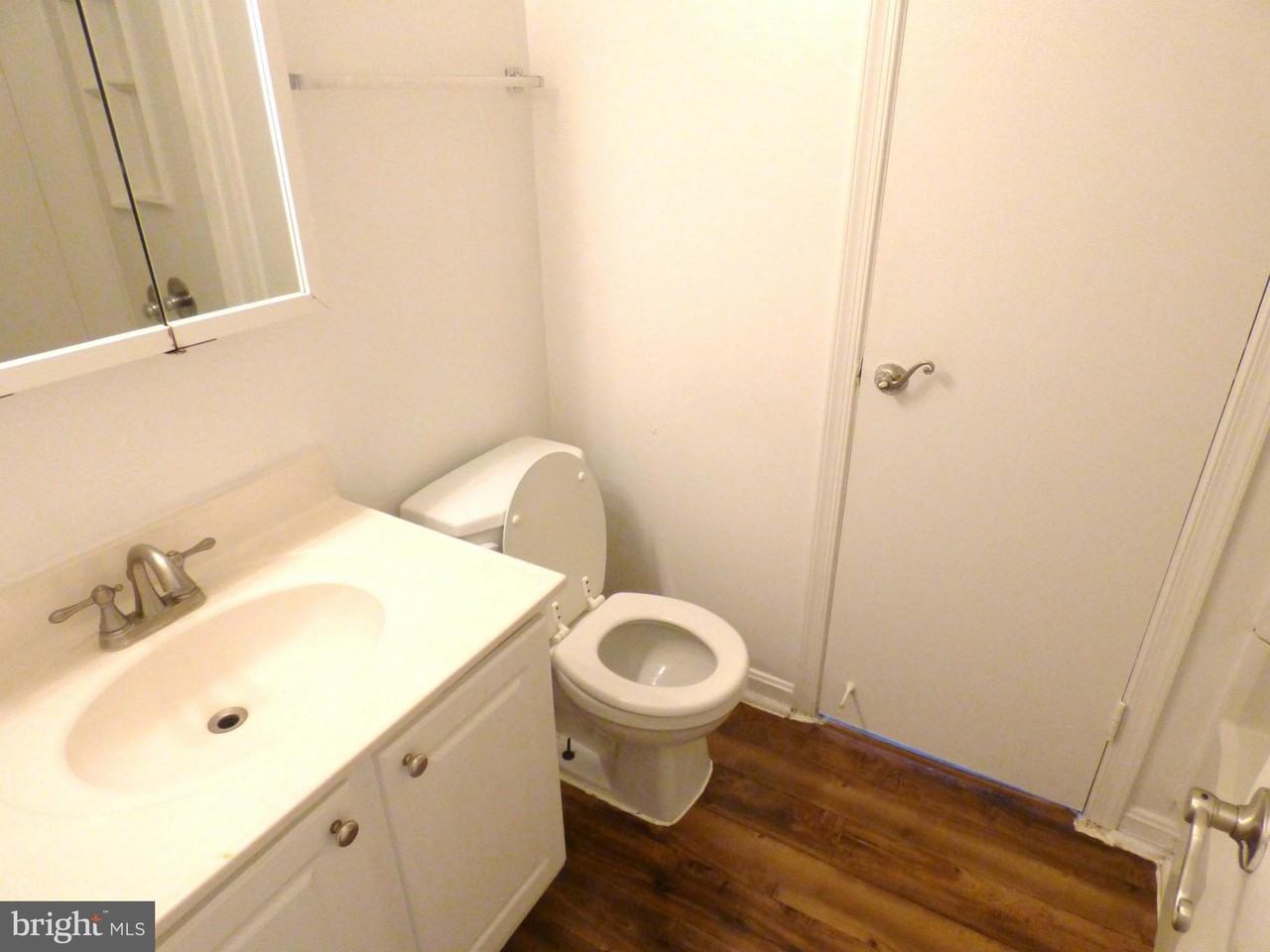 8205 Whispering Oaks Way #303 - Photo 7 of 12
