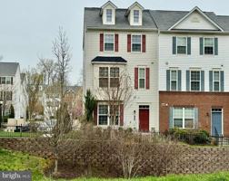 featured image of 18322 Woodhouse Ln