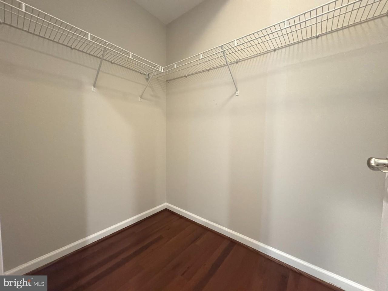 18322 Woodhouse Ln - Photo 7 of 50